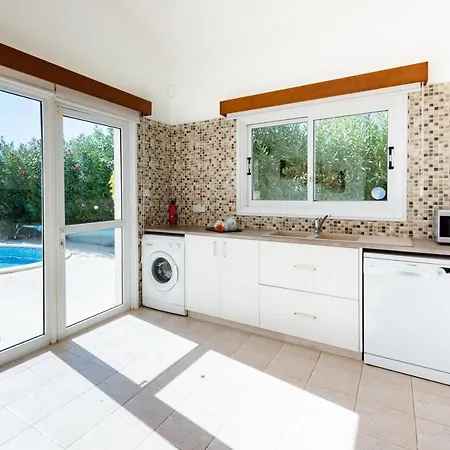 Villa Savoya Sunrise By Ezoria Bahía de Coral