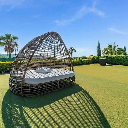 Savoya Sunrise By Ezoria Вилла